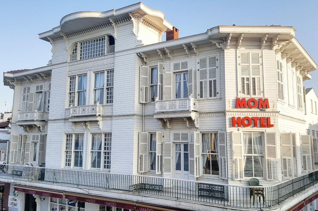 Mom Hotel 아달라르 외부 사진